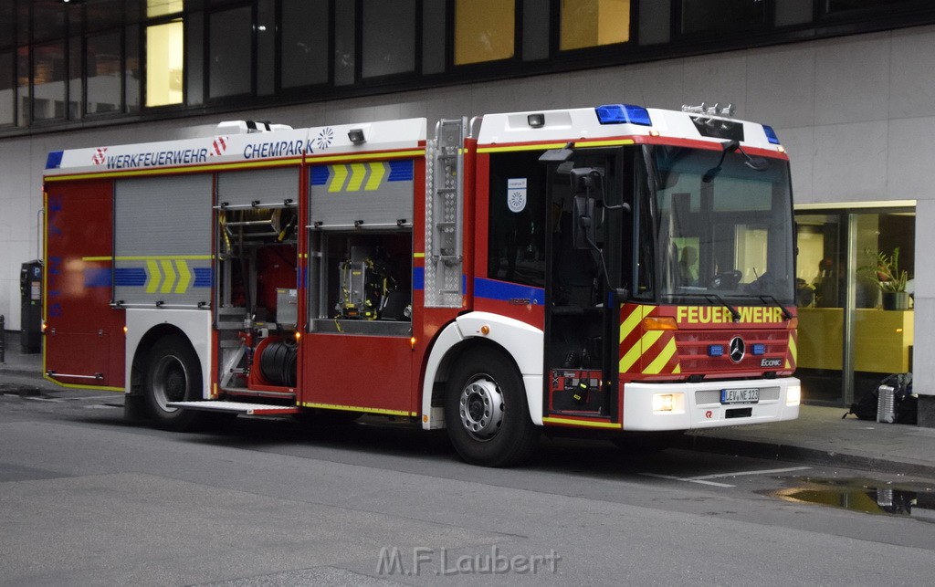 Feuer 2 WDR Koeln Altstadt Nord An der Rechtschule P122.JPG - Miklos Laubert